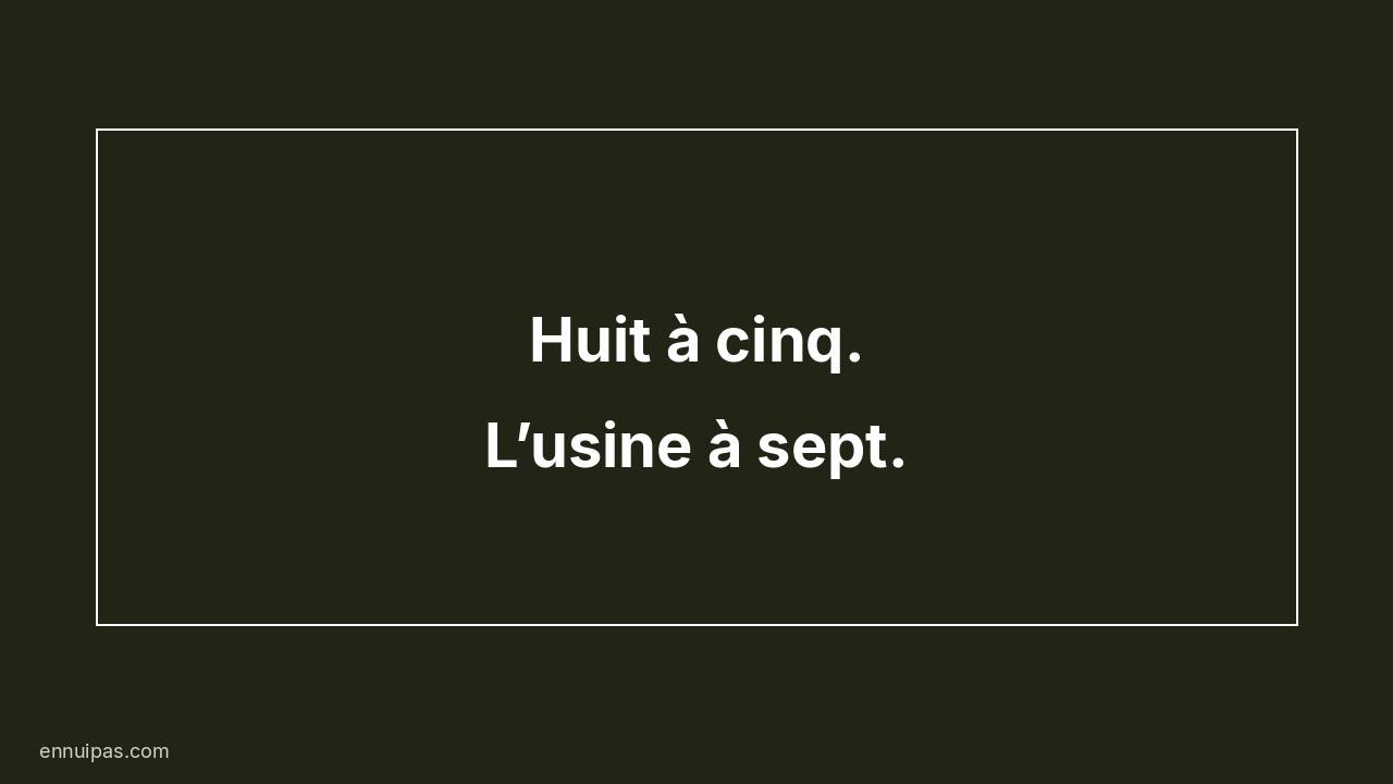Écran réseau éteint à sept heures, casque, usine en fond de visio.